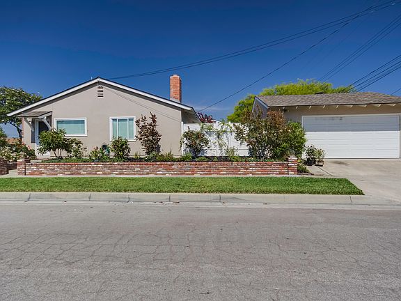 4th image of 1352 W Roberta Ave