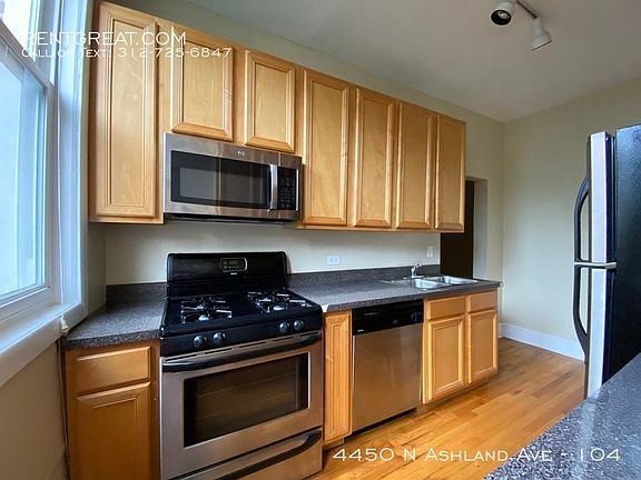 2nd image of 4450 N Ashland Ave #10