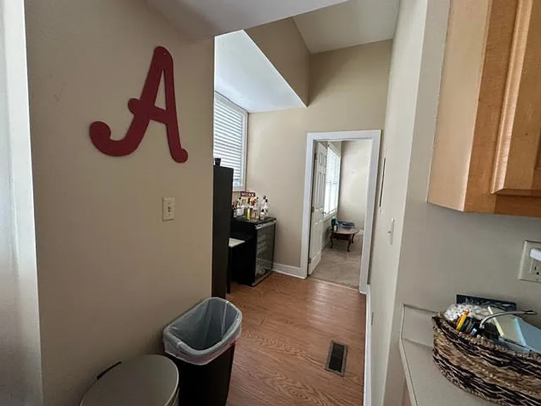 425 Caplewood Drive — Photo 21