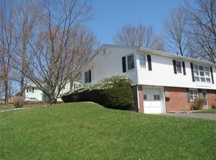11 Erie Ave, Holyoke, MA 01040