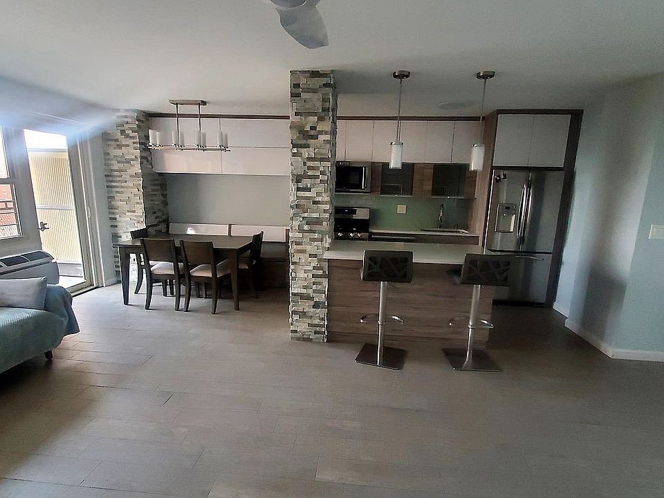 1st image of 2928 W 5th St #14E