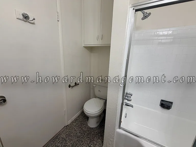 05317AU — Photo 10