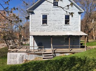 175 S Main St, Colebrook, NH 03576