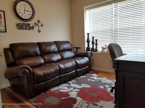 3rd image of 7659 Madrid Dr