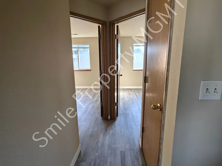 12616 SE Taggart St — Photo 12