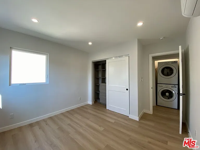 3207 W 3rd St #3 — Photo 22