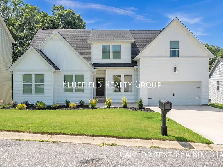 713 Rockcliff St — Photo 1