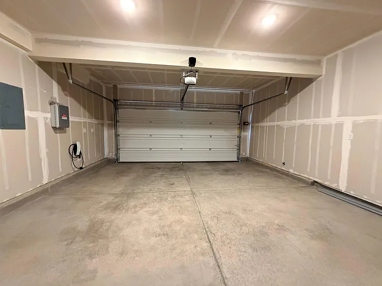 15932 Mavericks Ln — Photo 26