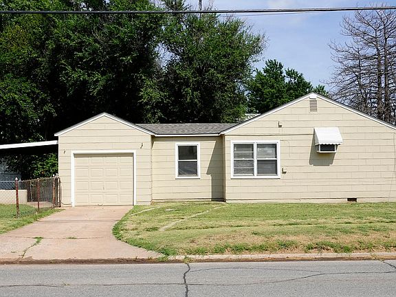 2nd image of 1602 E Eucalyptus Ave