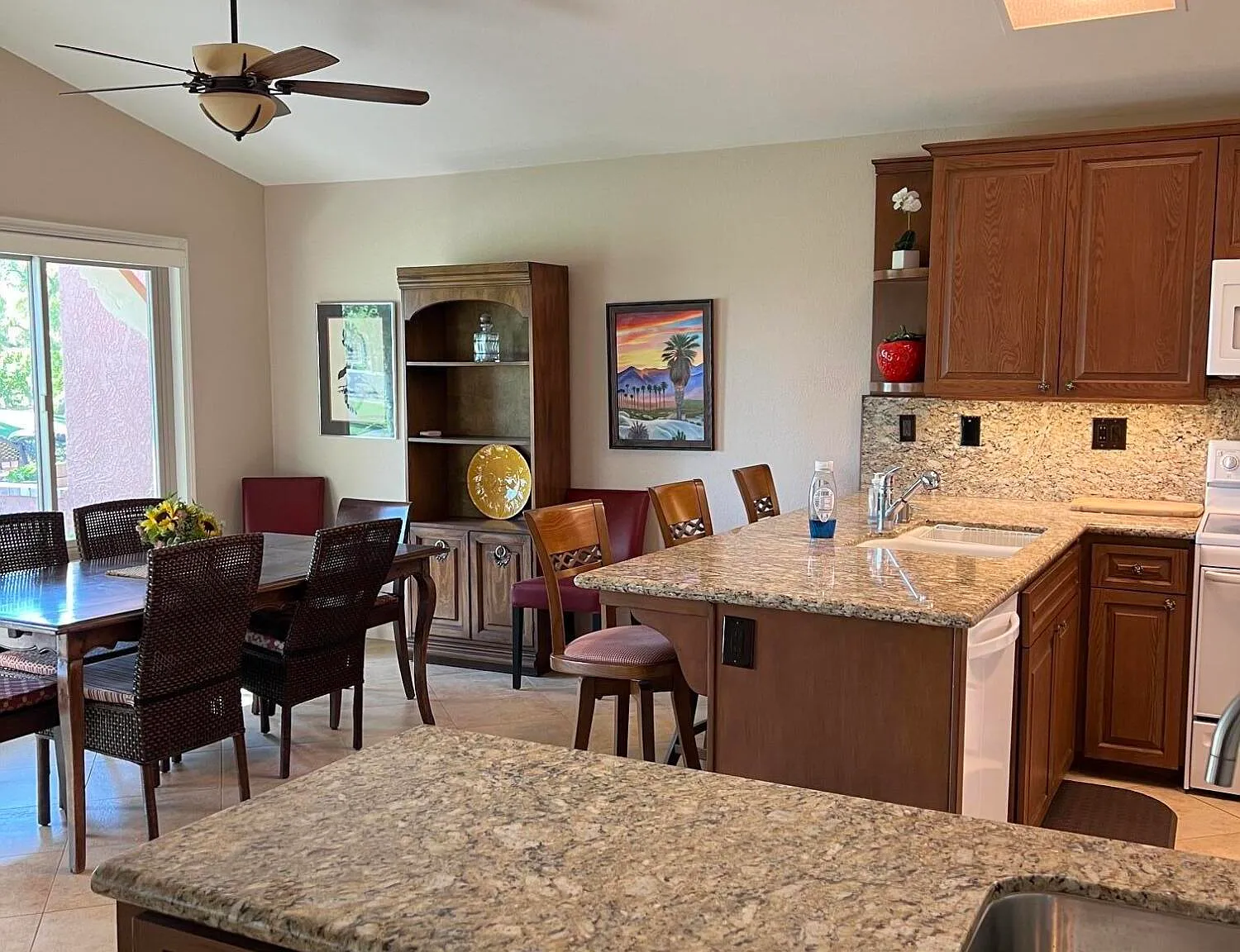 2 bed, 1230 sqft, $2,800 — Photo 3