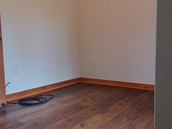 4th image of 11-3157 Alaula St