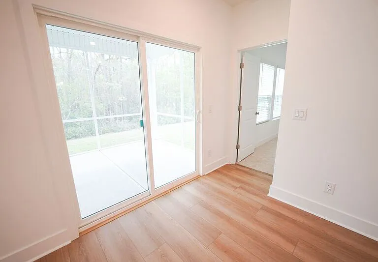 128 Kingswood Cir — Photo 17
