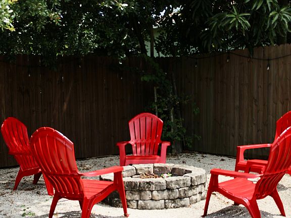 Fire pit