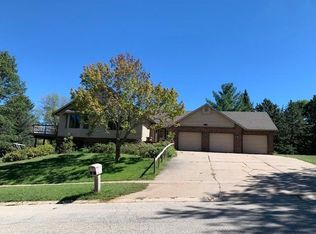 422 Frenn Ave, Red Wing, MN 55066