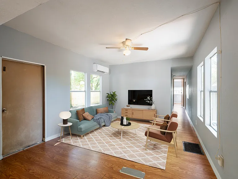 4235 Memphis Ave — Photo 2