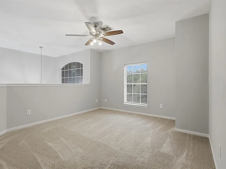 2538 Acadiana Ln — Photo 23
