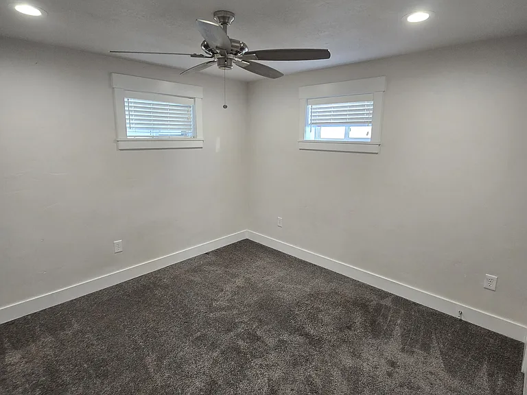 4108 S Madison Ave — Photo 14