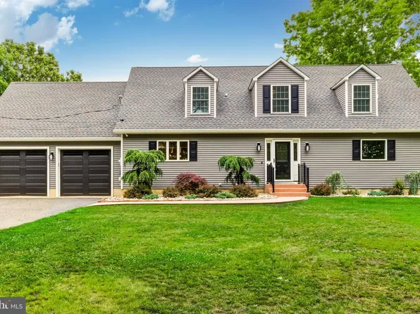 412 Greentree Rd, Sewell, NJ 08080