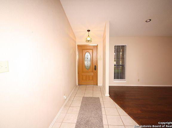2nd image of 119 Weese Ln