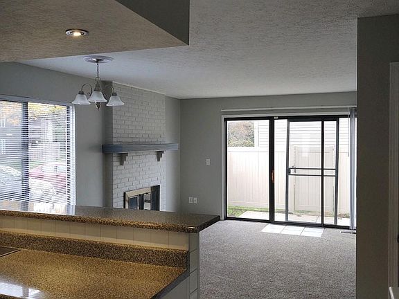 2nd image of 2617 Summer Dr