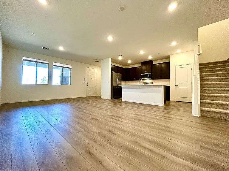 12476 Kings Creek Pl — Photo 5