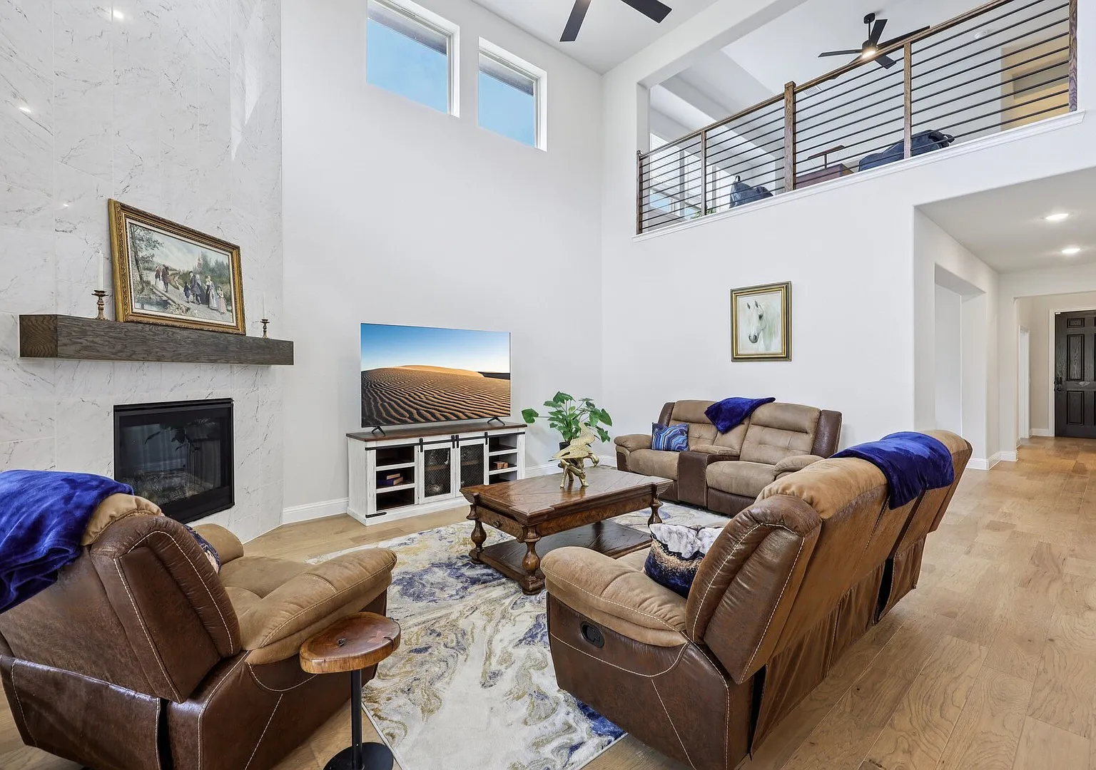 Large Luxury Home with Movie Room! — Photo 3