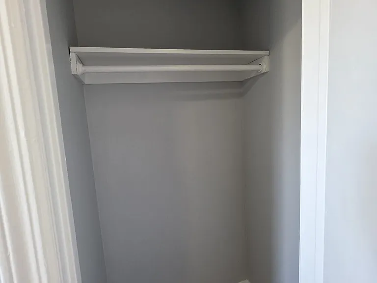 335 Wells St #1A — Photo 5