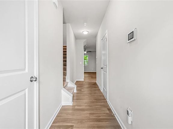 3rd image of 3181 Meadowstone Ln SW