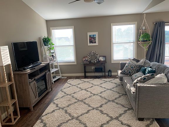 Living Room (tv hookup by window for different layout option)