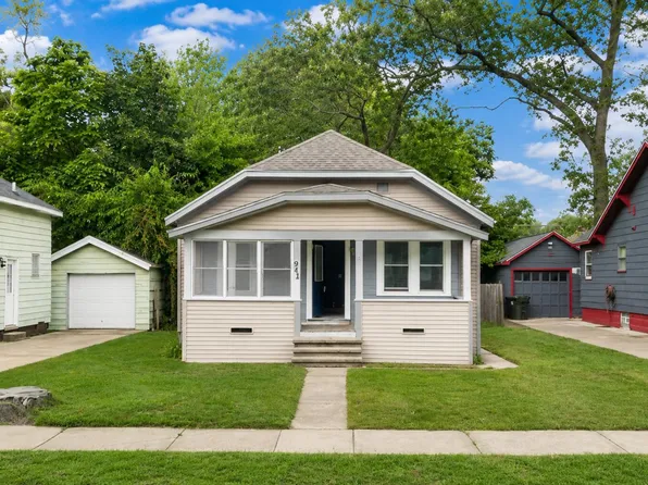 942 Ada Ave, Muskegon, MI 49442