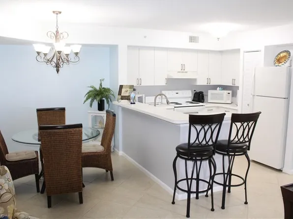 1235 Wildwood Lakes Blvd #4-104, Naples, FL 34104