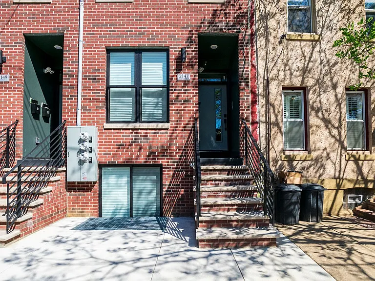 2147 N Franklin St — Photo 20