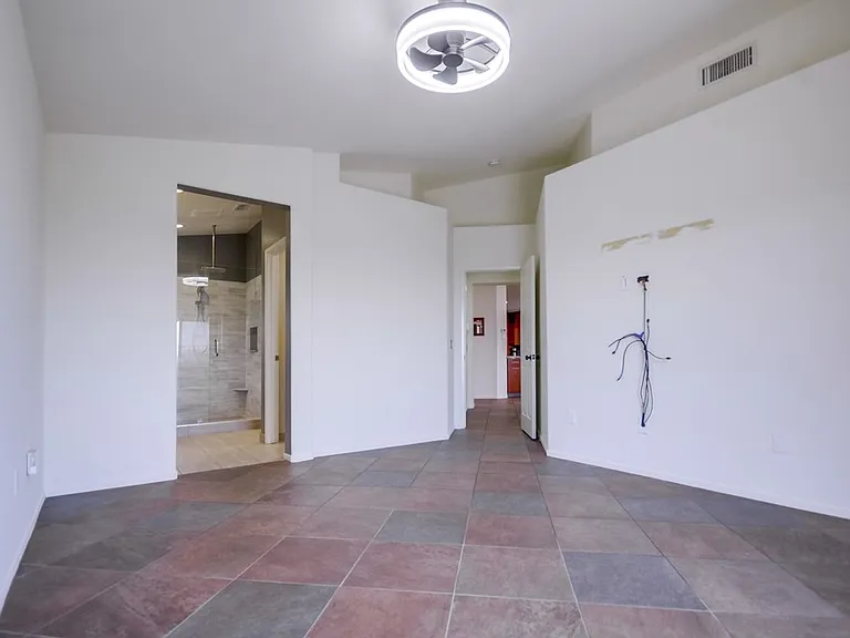 2703 Lobelia Rd — Photo 31