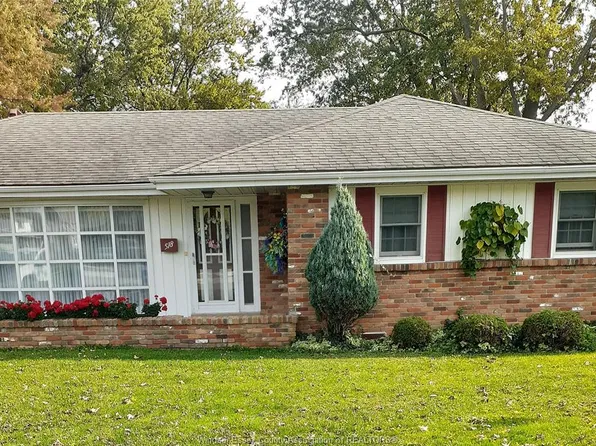518 Lesperance Rd, Tecumseh, ON N8N 1W4