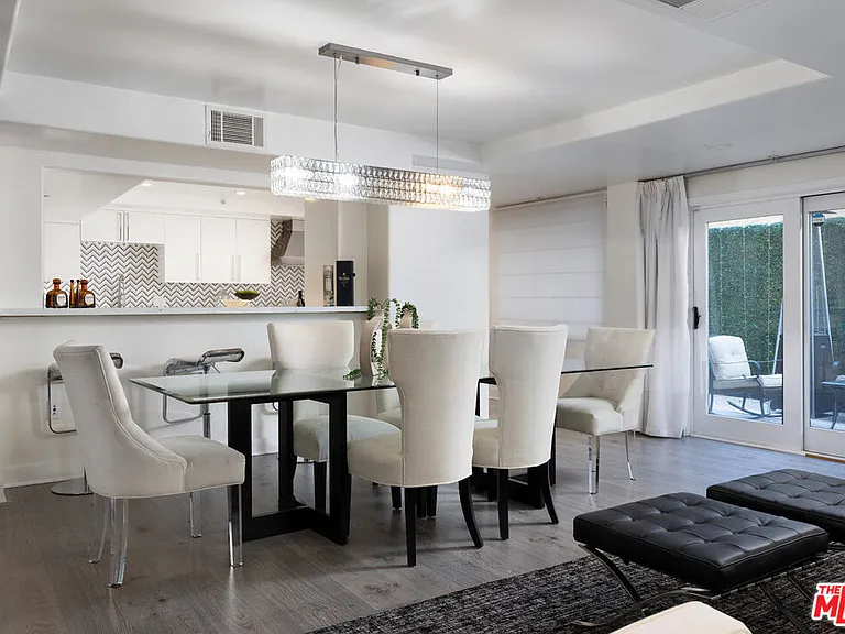 155 N Hamilton Dr #102 — Photo 12