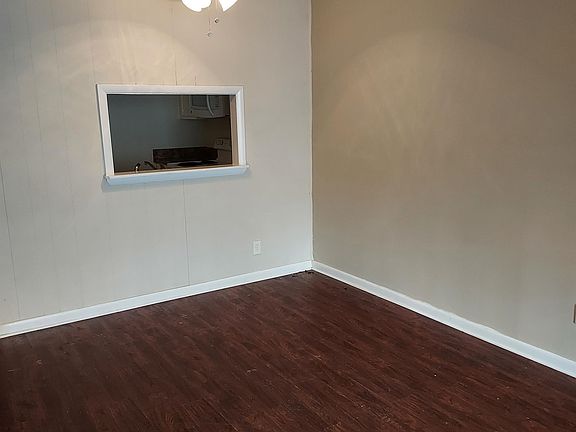 4th image of 395 Felder Ave #113