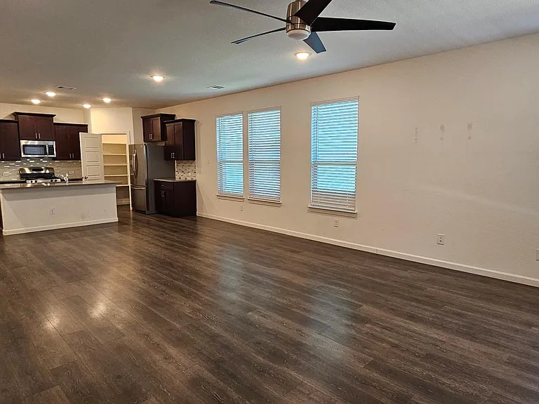 4836 Carmel Valley Dr — Photo 4