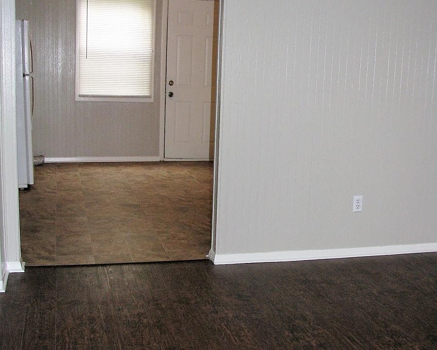 1st image of 817 McCain Blvd