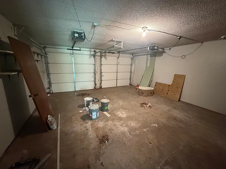 2502 N Park Dr — Photo 12