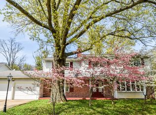 1521 S Pickwick Pl, Bloomington, IN 47401