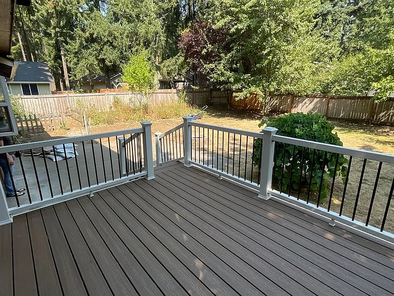 18026 E Clear Lake Blvd SE — Photo 21