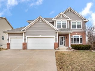 6321 Sudbury Ct, Johnston, IA 50131