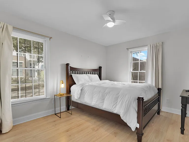 702 Tattnall St — Photo 21