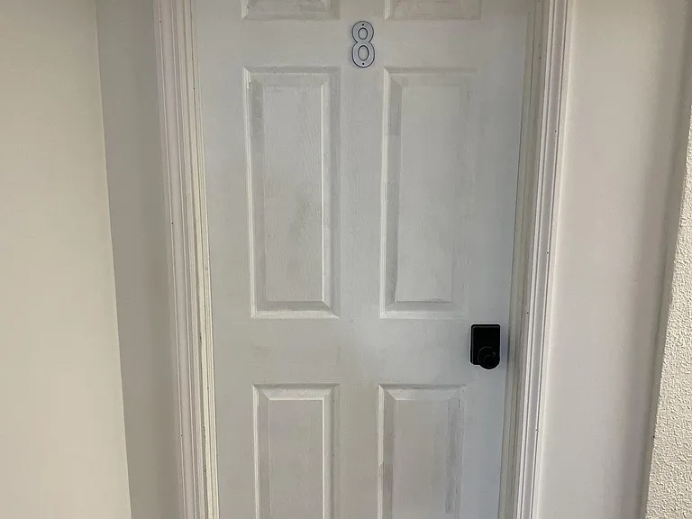 Bedroom 8 Entrance