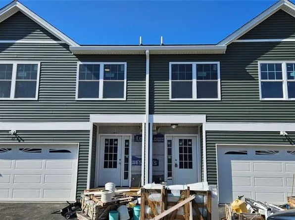 89 Ayda Rose Ave, West Warwick, RI 02893