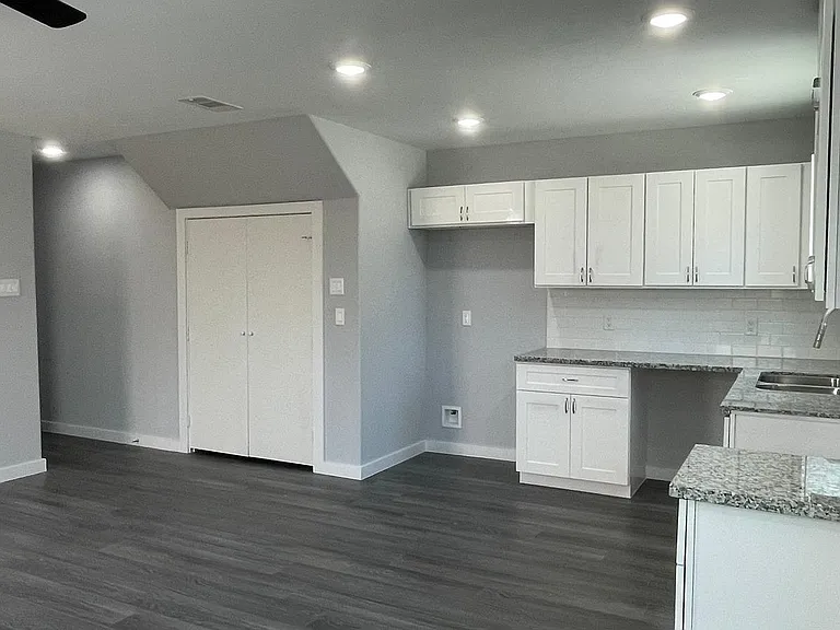 6011 Wedgefield St #B — Photo 3