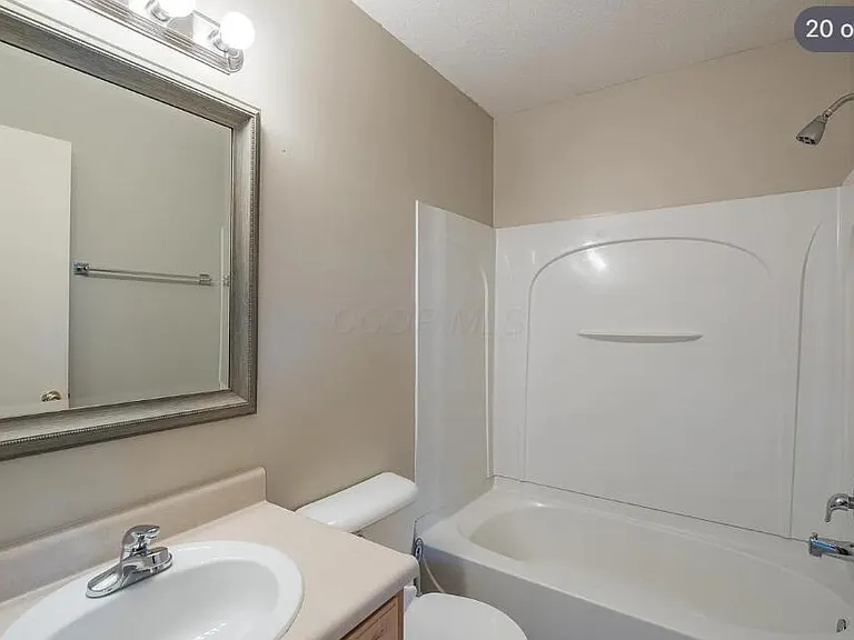 5499 Glenchester Dr — Photo 15