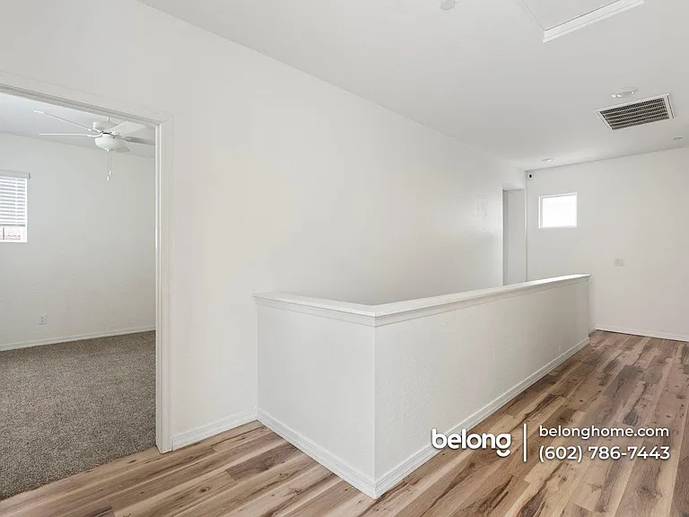 221 E Balsam Dr — Photo 23