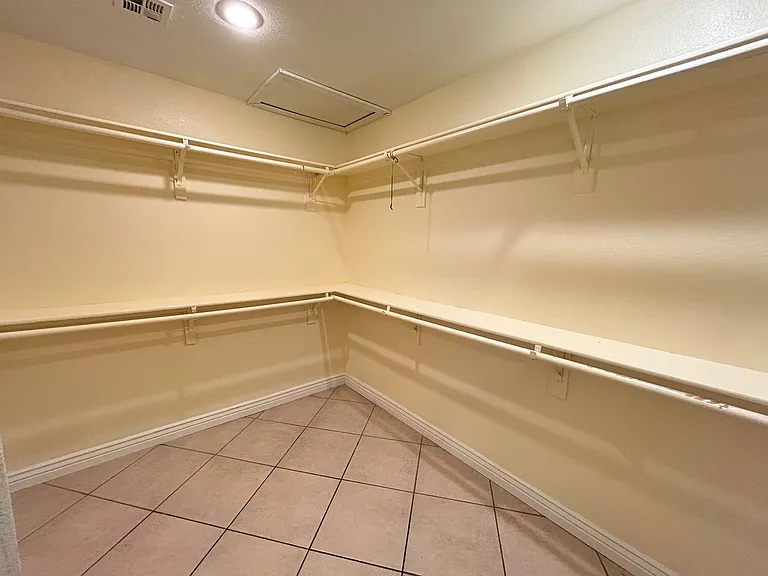 4685 E Wyoming Ave — Photo 10