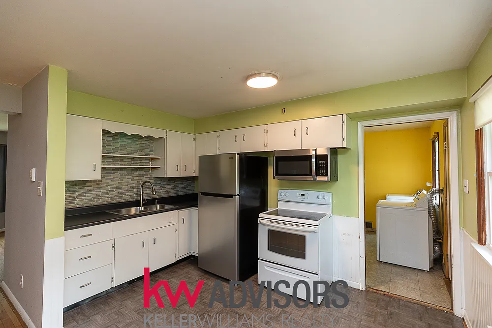 2 bed, 950 sqft, $1,200 — Photo 4